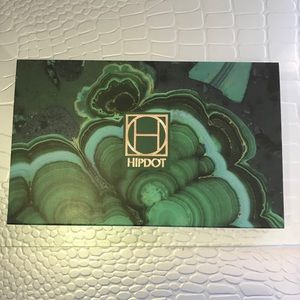 Hipdot eyeshadow palette